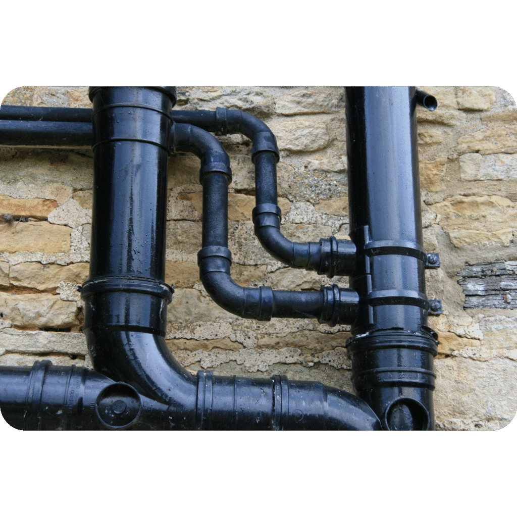 Pose de canalisations pour alimentation et évacuation en plomberie générale à Marrakech